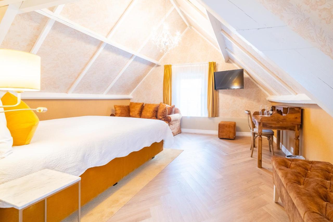 Floris Hotel 4*