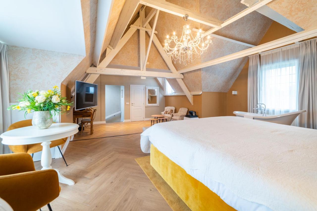 Floris 4*